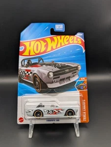 Estuche Q Triumph TR6 regular Treasure Hunt gris Hot Wheels 2025 - Imagen 1 de 3