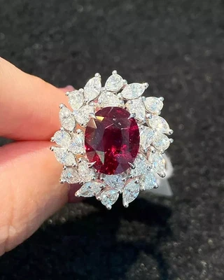 Oval Cut 14K White Gold 7.32 Ct Natural Red Ruby & Diamond Engagement Ring Size7 - Image 1 of 4