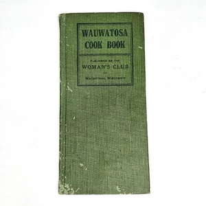Wauwatosa, Wisconsin Woman’s Club Cookbook Cloth Hardback Vintage Ads Rare - Picture 1 of 14