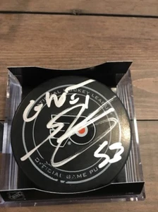 Shayne Gostisbehere signiert Philadelphia Flyers offizielles Spiel Puck "Ghost" - Bild 1 von 2