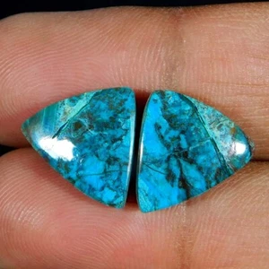 Coppia abbinata blu naturale azzurite 09,20 cts. Pietra preziosa sciolta cabochon triangolo - Foto 1 di 3