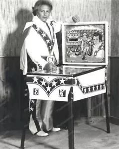 Home Edition Pinball Machine 8x10 Photography Reprint - Picture 1 of 1