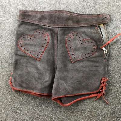 Pantalones Cortos Vintage Gamuza Cuero Mujer 2 Gris Rojo Corazón Parche Cordones Foto 1 de 4