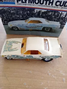 Monogram Plymouth Cuda Funny Car Great White Cuda 1/24 - Picture 1 of 13