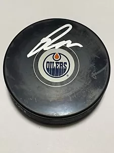 Ryan Nugent Hopkins Signed Edmonton Oilers Hockey Puck Beckett BAS COA IP d - Picture 1 of 3