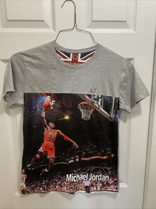 Fred Perry Michael Jordan Shirt Size M?  Excellent Condition  No Tags - Picture 1 of 8