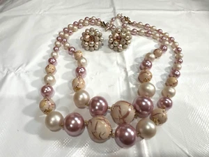 1950s Pink & Cream Beaded Necklace & Matching Clip Earrings Signed Japan - Picture 1 of 6