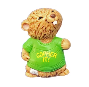 Hallmark MAGNET Vintage GOPHER IT Shirt Tales 1981 ANTHROPOMORPHIC Fridge - Picture 1 of 2