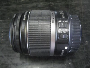 Canon EFS 18-55mm Camera Lens - Picture 1 of 3