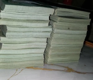 UNC 500 pcs IRAQ 25 dinars Orginal Banknotes 1982 Swiss Print ,5 bundle - Picture 1 of 9
