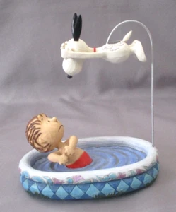 2017 Jim Shore Peanuts 4059436 Make A Splash Snoopy Linus in Pool Figurine - Picture 1 of 14