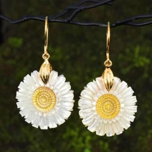 Flower Earrings Mother-of-Pearl & Vermeil Gold-plating on Sterling Silver 4.91 g - Picture 1 of 12