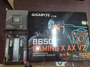 New AMD Ryzen 7 7700X Gigabyte B650 Gaming X AX v2 G.Skill 32GB DDR5 6000 - Picture 1 of 3