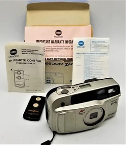 Minolta Freedom Zoom 70 Point and Shoot 35mm Camera & Remote *Camera Not Working - Picture 1 of 22