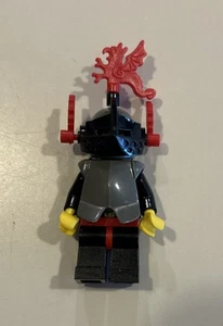 Lego Minifigure - Castle Black Knight Red Dragon Plumes 6086 - Picture 1 of 4