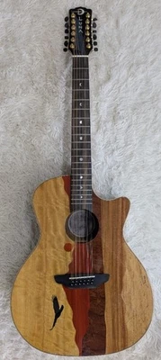 Guitarra Eléctrica Acústica Luna Vista Eagle 12 Cuerdas Madera Tropical con Estuche Rígido Foto 1 de 4