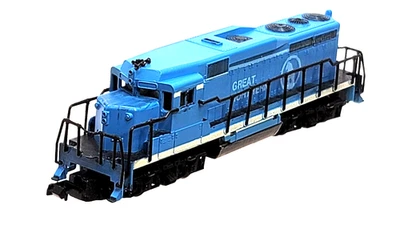 N 9mm Arnold Rapido 0273G EMD GP-30 Great Northern Diesel Locomotive (Tested) - Image 1 of 4