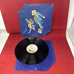 TRAFFIC - SHOOT OUT AT THE FANTASY FACTORY LP ISLAND RECORDS SW-9323 1ST PRESS - Picture 1 of 13