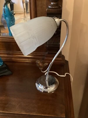 Lampe veilleuse art déco oiseau métal chromé - Photo 1/4