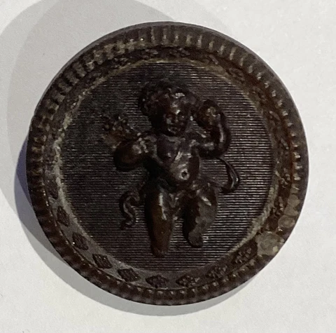 OUTSTANDING ANTIQUE MOLDED HORN BUTTON CHERUB PICTORIAL Cover