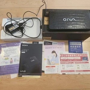 SONY VAIO Type P VPCP11AKJ Intel Atom Z530 1.6GHz SSD 64GB 2GB Black Crocodile - Picture 1 of 4