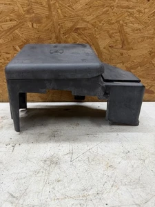 1999-2006 GM Silverado Fuse Box Housing 15248229 OEM - Picture 1 of 10