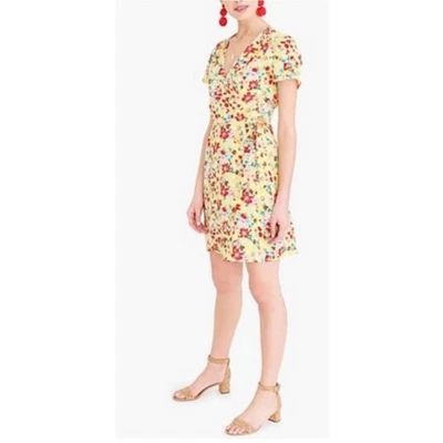 J. Vestido Crew Floral Envolvente Manga Corta Talla 4 Multicolor  Foto 1 de 4