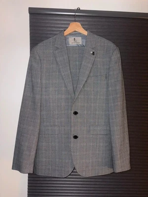 Spitalfields Slim Fit Grey/Pink Pinstripe Checked Suit - 40R / 34R - Image 1 of 4