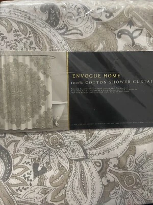 Envogue Medallion Floral Paisley Cotton Shower Curtain NW SIlver & Gold On White - Image 1 of 4