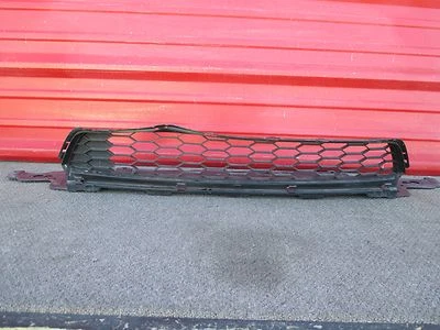 Parachoques delantero Honda Accord 2013 2014 2015 parrilla inferior OEM 71103-T2A Foto 1 de 4