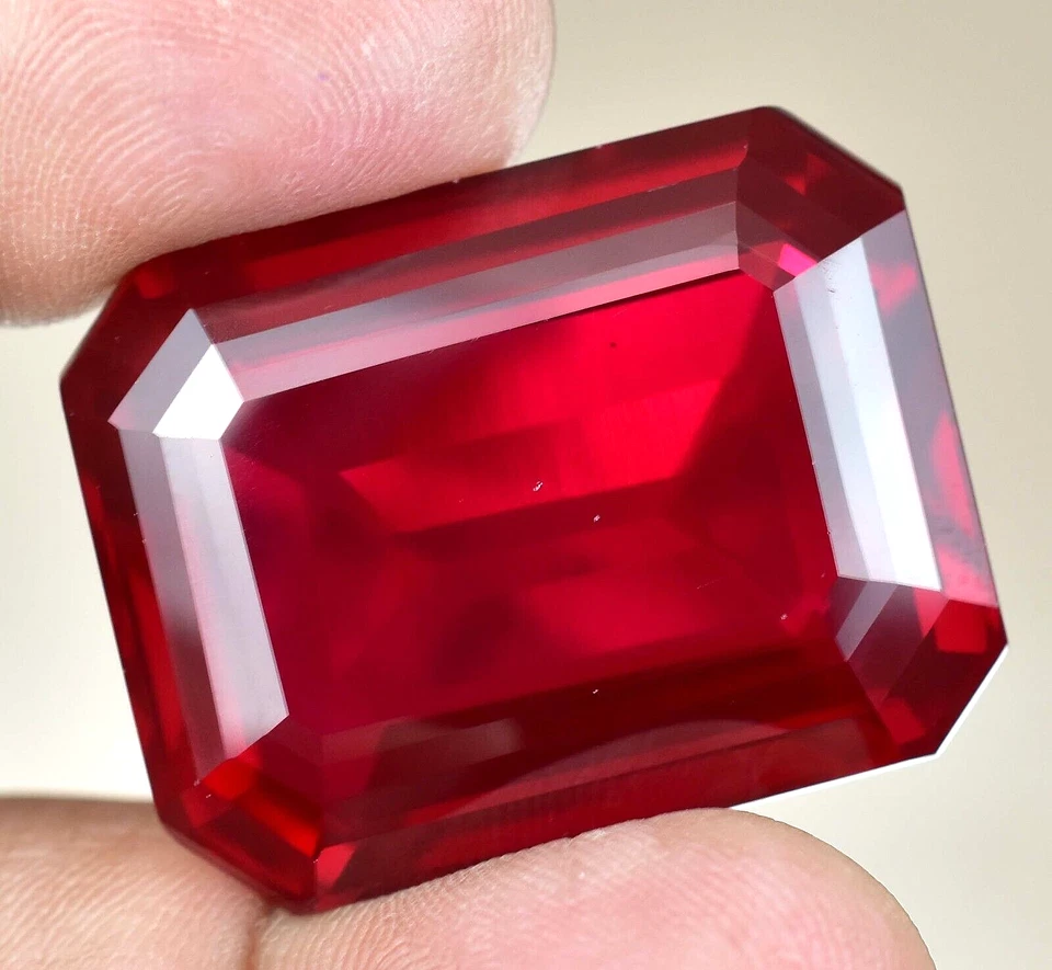 BIG SIZE Natural Blood Mogok Red Ruby 104.75 Ct Emerald Certified Loose Gemstone - Image 1 of 4
