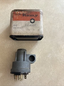 NOS 1957-1959 CHEVROLET TRUCK w/AT  Ignition Switch  1116537 D1488 - Picture 1 of 12