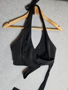 Kianna Wrap Halter Top Black Size AU 12 US 8 rrp $199 - Picture 1 of 8