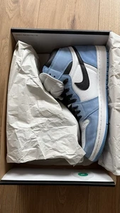 Jordan 1 Retro High Og University Blue 44 wie Neu - Bild 1 von 5