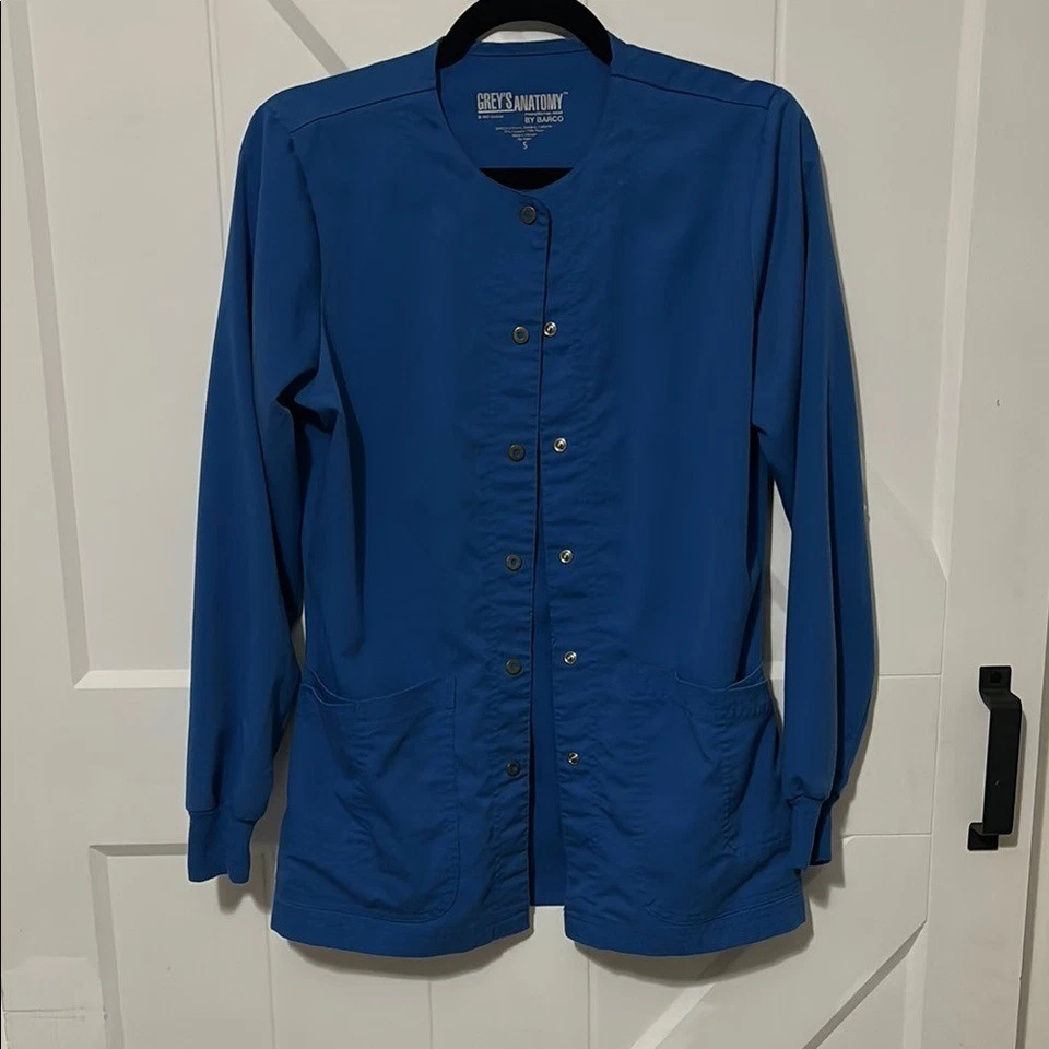 Chaqueta de laboratorio con botones Grey's Anatomy azul real talla pequeña Foto 1 de 4