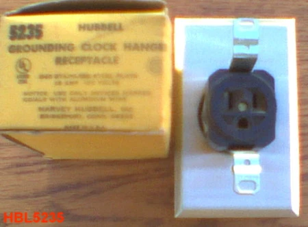 HUBBELL HBL5235 CLOCK HANGER RECEPTACLE 15 125 V 5-15R - Image 1 of 1