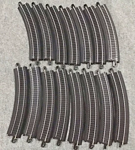 15 piece Lot Bachmann E-Z Track HO 9"ST 92124A6 30° Curve - Picture 1 of 9