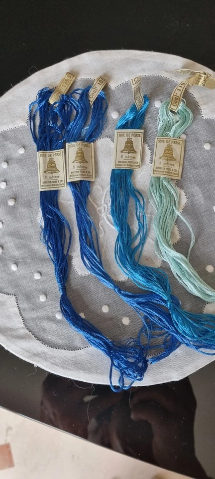 4 échevettes  soie de perse à broder 1057 1056 1192, 1190  DMC mercerie ancienne - Photo 1/1