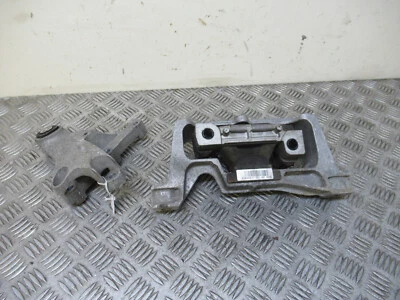 2014 MERCEDES A-CLASS A180 W176 1.5CDI SEMI-AUTO PAIR OF ENGINE MOUNTS *11617 - Image 1 of 4
