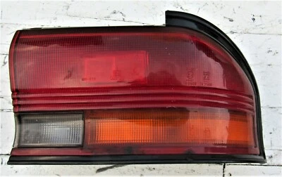 Luz trasera derecha Mitsubishi Galant E39A modelo 1987 94 Stanley 043-1511R Foto 1 de 4