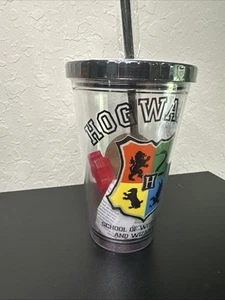 Hogwarts Schule für Hexerei und Zauberei 16 Unzen Becher 5 wiederverwendbare Eiswürfel NEU - Bild 1 von 7