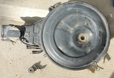 Conjunto de carcasa de filtro de aire OEM Isuzu PUP 1987 motores de gas de 2,3 litros   Foto 1 de 4