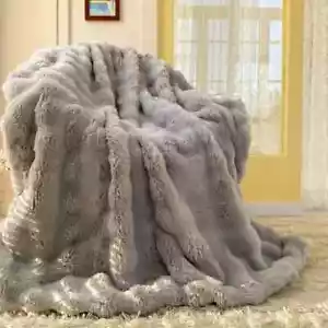 Solid Colour Thickened Blanket Warm, Fur Plush Blanket, Bed and Sofa Blanket. - Picture 1 of 5