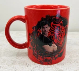 The Twilight Saga Eclipse Movie Coffee Cup Mug Jacob Red 2010 10.2 oz - Picture 1 of 8