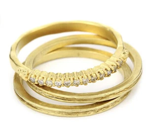 Avindy Schmuck "Diamond Stackables" Pave mit zwei goldenen Kanalringen. Q7 - Bild 1 von 1