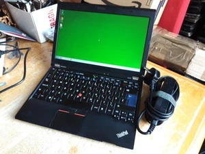 Portátil Lenovo Core i5 superior, 12,5" Windows 7--Cámara web +320 GB HD + 4 GB DDR3 (L2) - Imagen 1 de 12