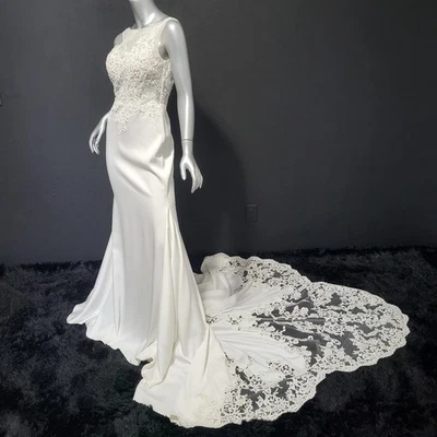 NWT~$1595~JOVANI~SZ 4~IVORY OFF WHITE LACE RHINESTONE EMBELLISHED WEDDING DRESS - Image 1 of 4