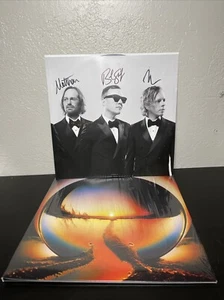 Cage the Elephant Neon Pill SIGNED SweeTart Colored Vinyl New Sealed SHIPS TODAY - Picture 1 of 1