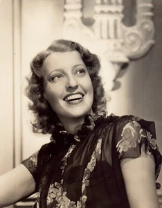 Jeanette MacDonald Actress Hand Signed Autograph Vintage Photo 7x9 - Picture 1 of 1