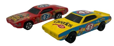71 Plymouth GTX Lucky Charms & 74 Cheerios # 43 серии автомобилей подарок Ричард Петти  - Изображение 1 из 4